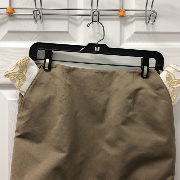 Club Monaco size 2 skirt - Picture 3 of 11